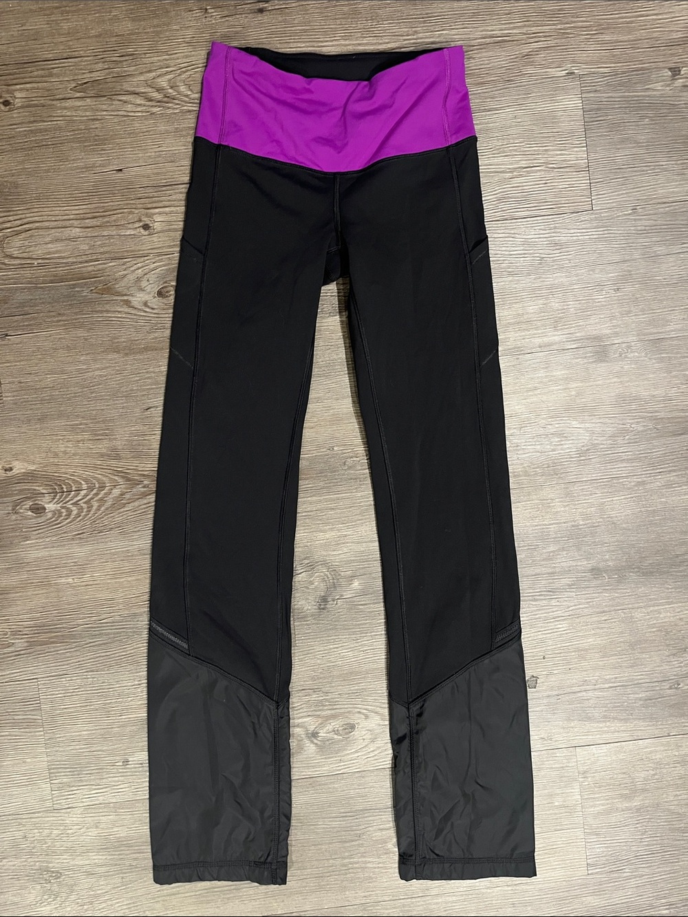 LULULEMON Black Leggings with Purple Waistband